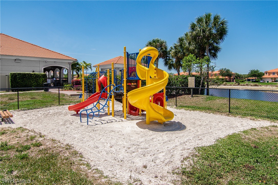 15186 Summit Place, Naples, FL 34119
