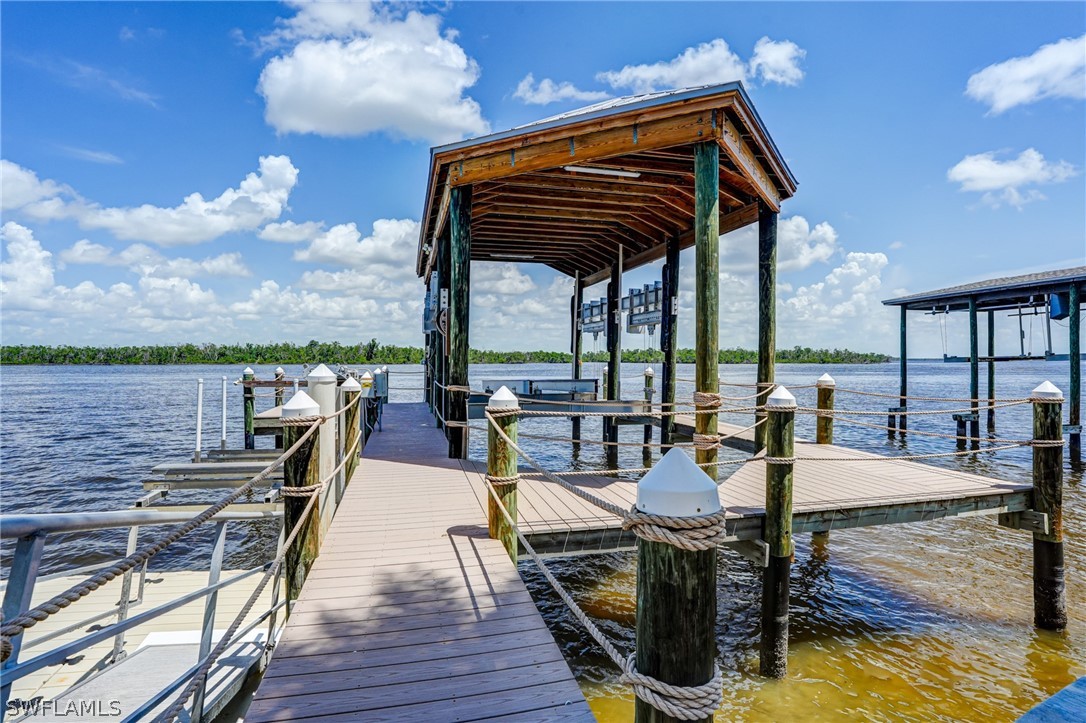 Dock