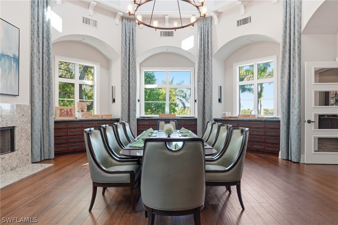 DiningArea