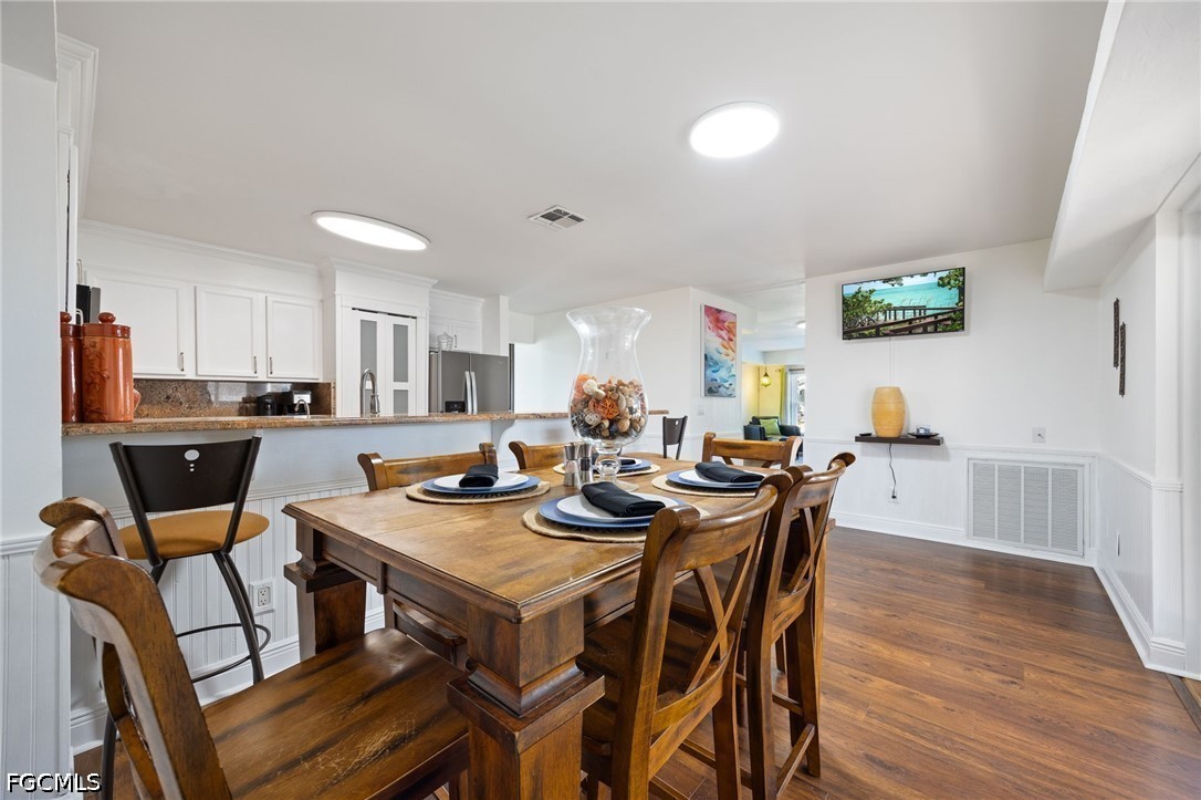 DiningArea