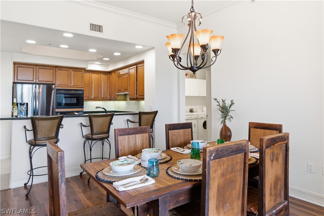 DiningArea