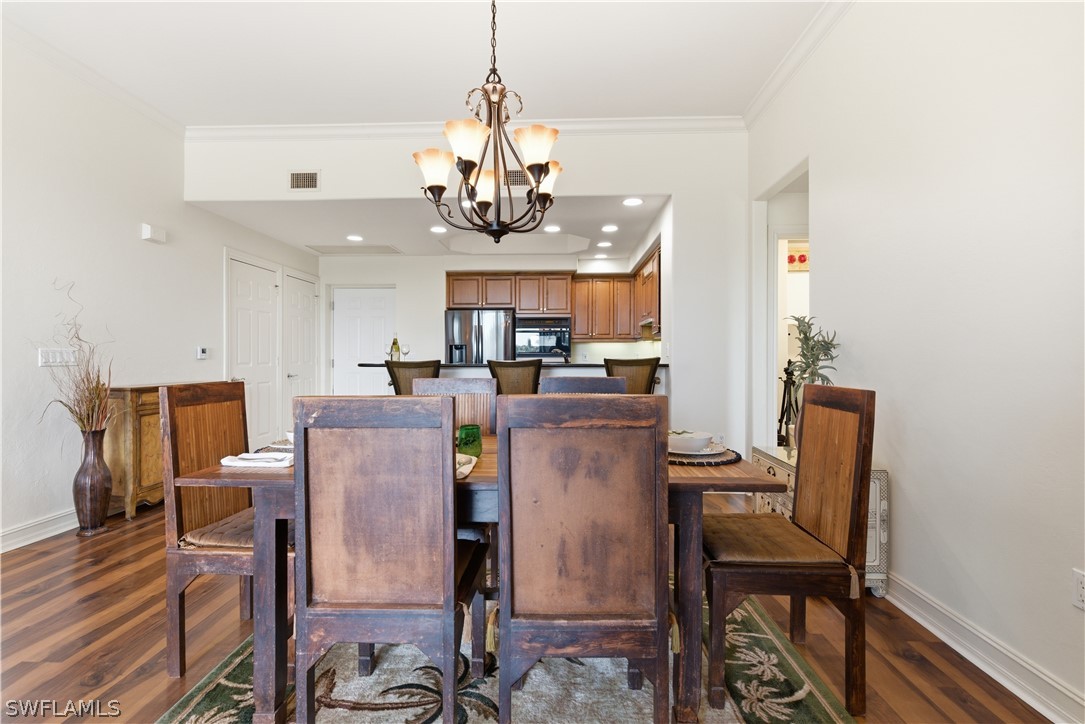 DiningArea