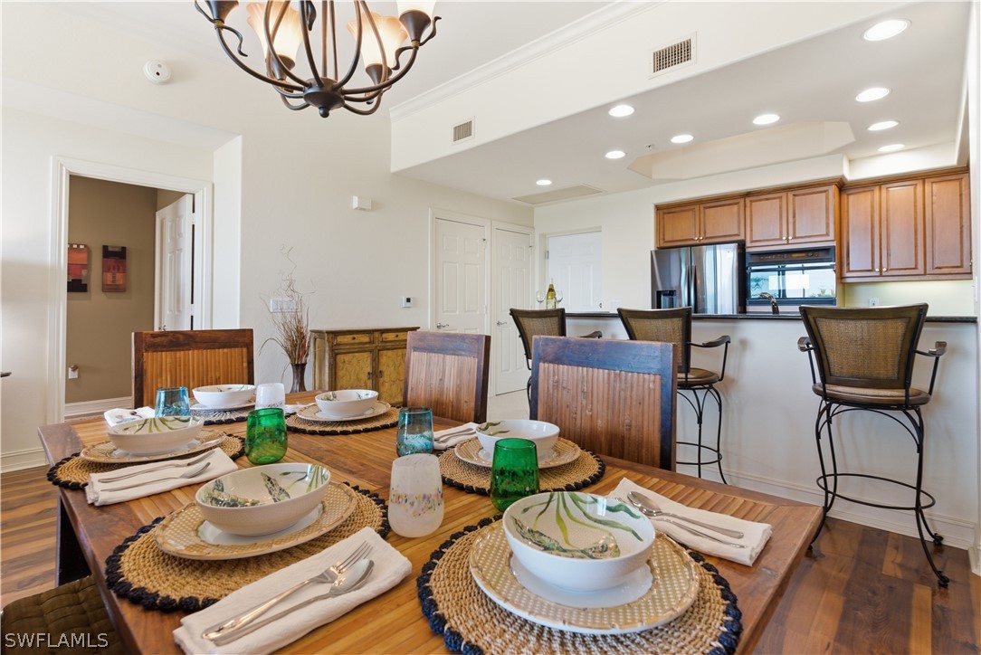 DiningArea