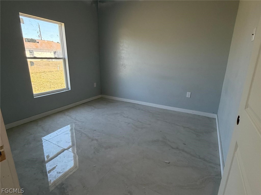 484 Westdale, Lehigh Acres, FL 33972
