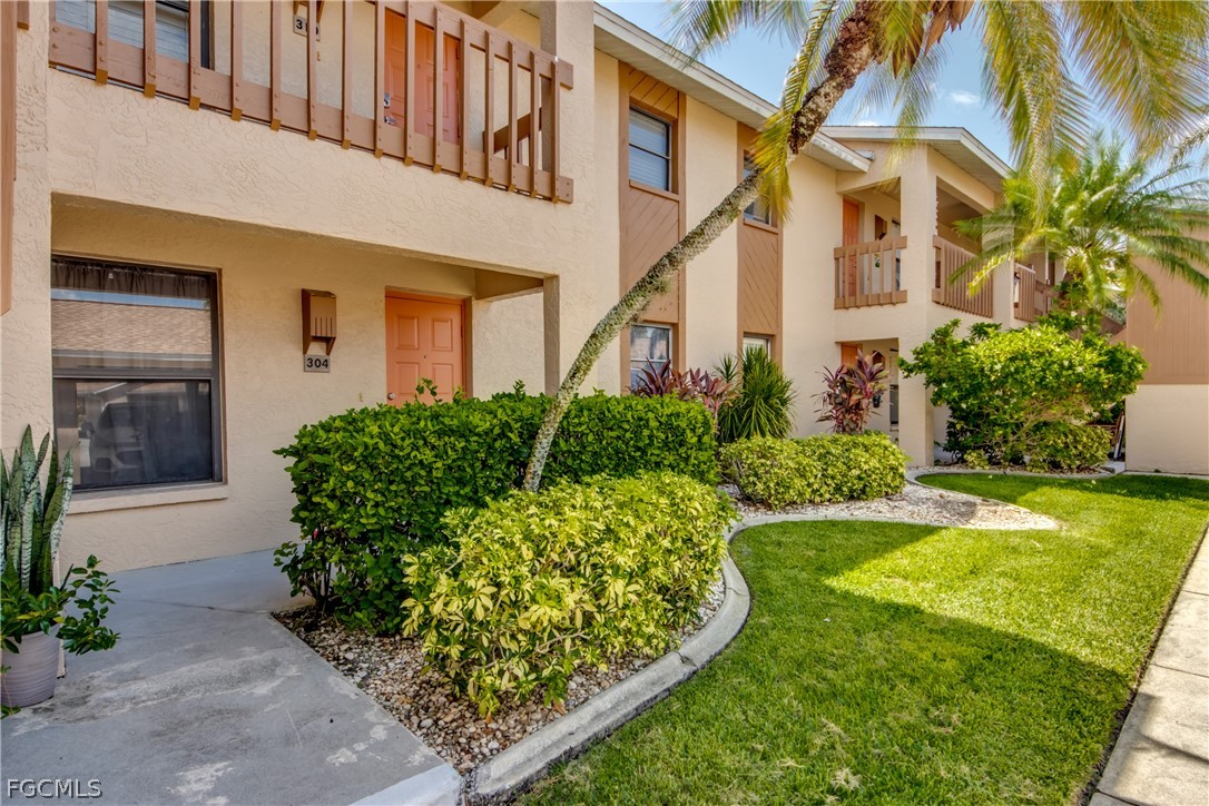 15350 Moonraker Unit 304, North Fort Myers, FL 33917