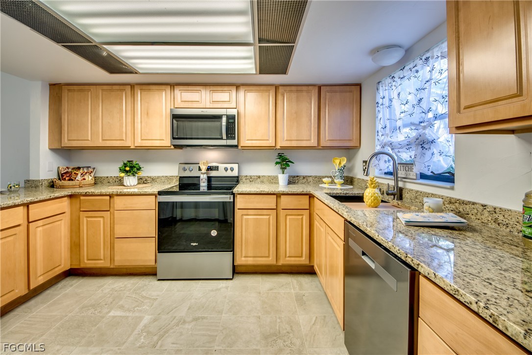 15350 Moonraker Unit 304, North Fort Myers, FL 33917