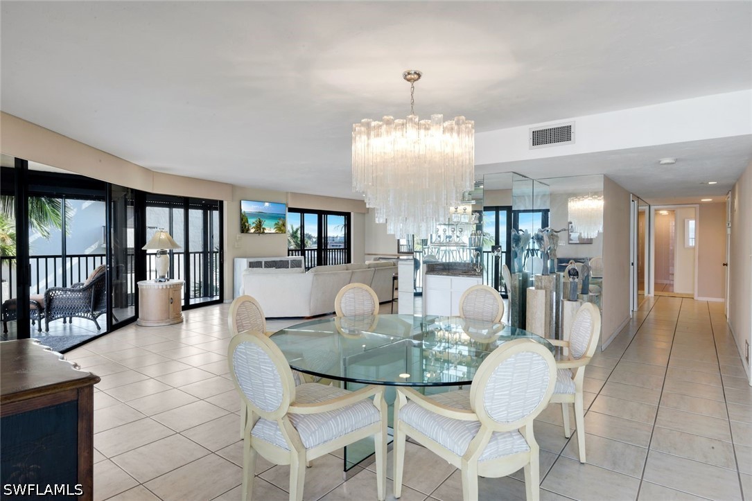 DiningArea