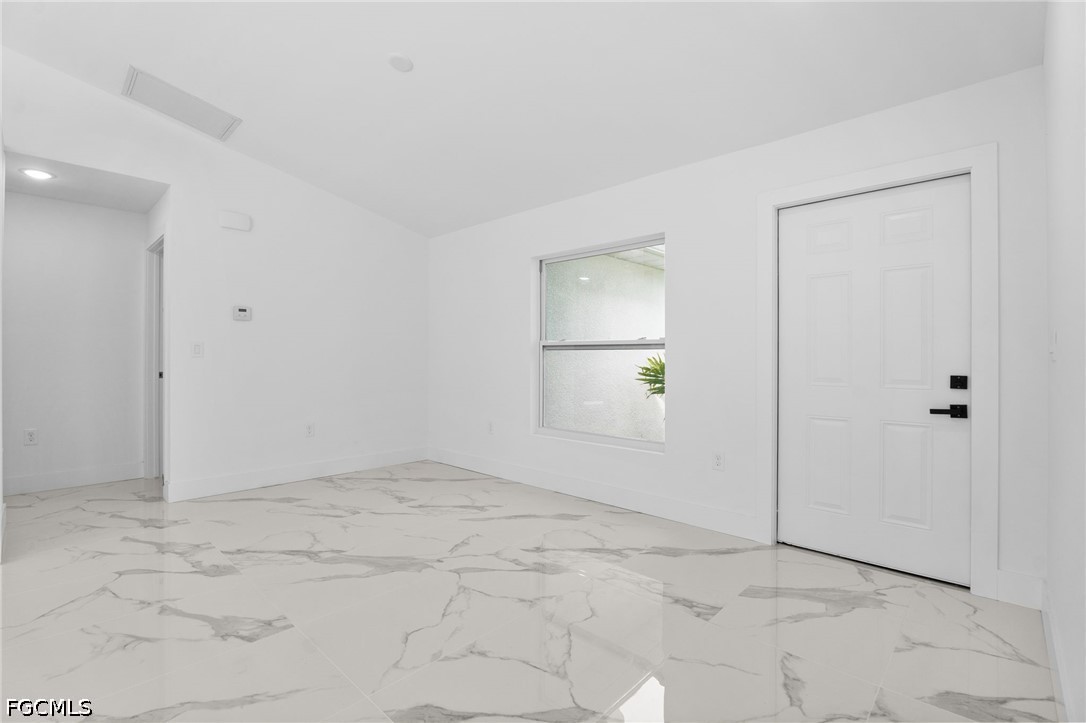 6018 Paula, Lehigh Acres, FL 33971