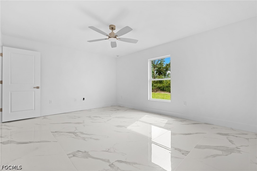 6018 Paula, Lehigh Acres, FL 33971