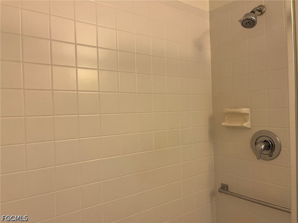 7402 Lake Breeze Unit 202, Fort Myers, FL 33907