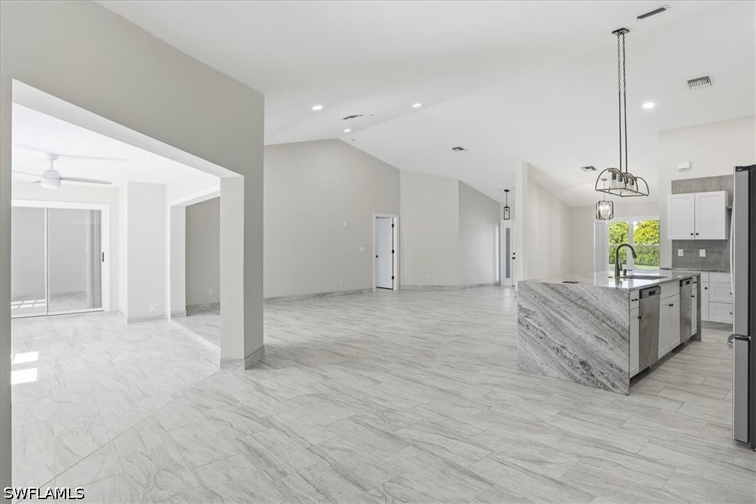 10225 Boca, Naples, FL 34109
