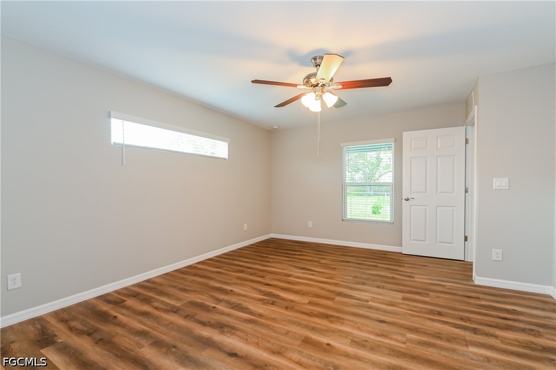 719 13th, Cape Coral, FL 33991