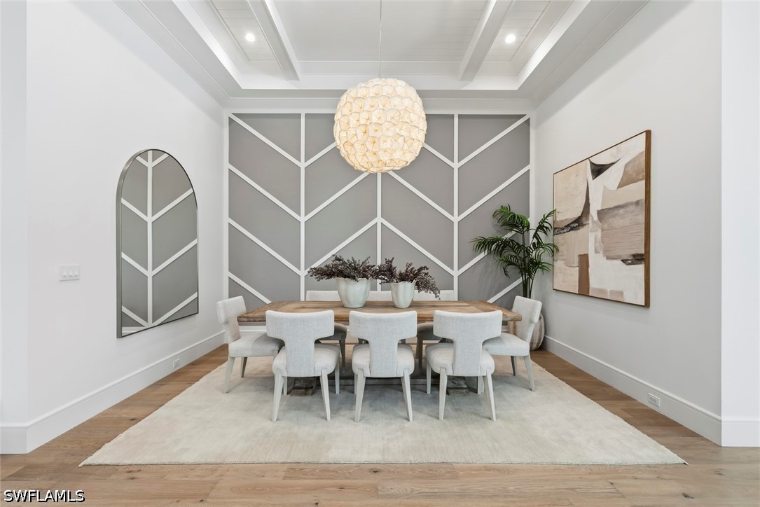 DiningRoom