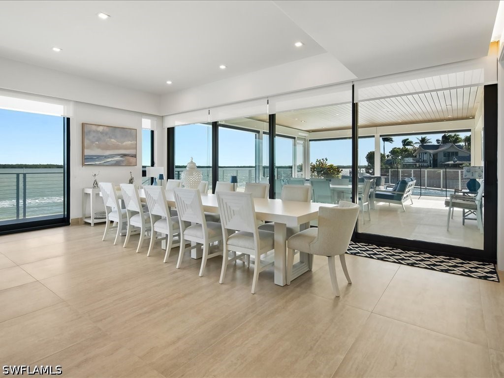 DiningArea