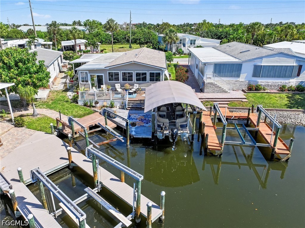Dock