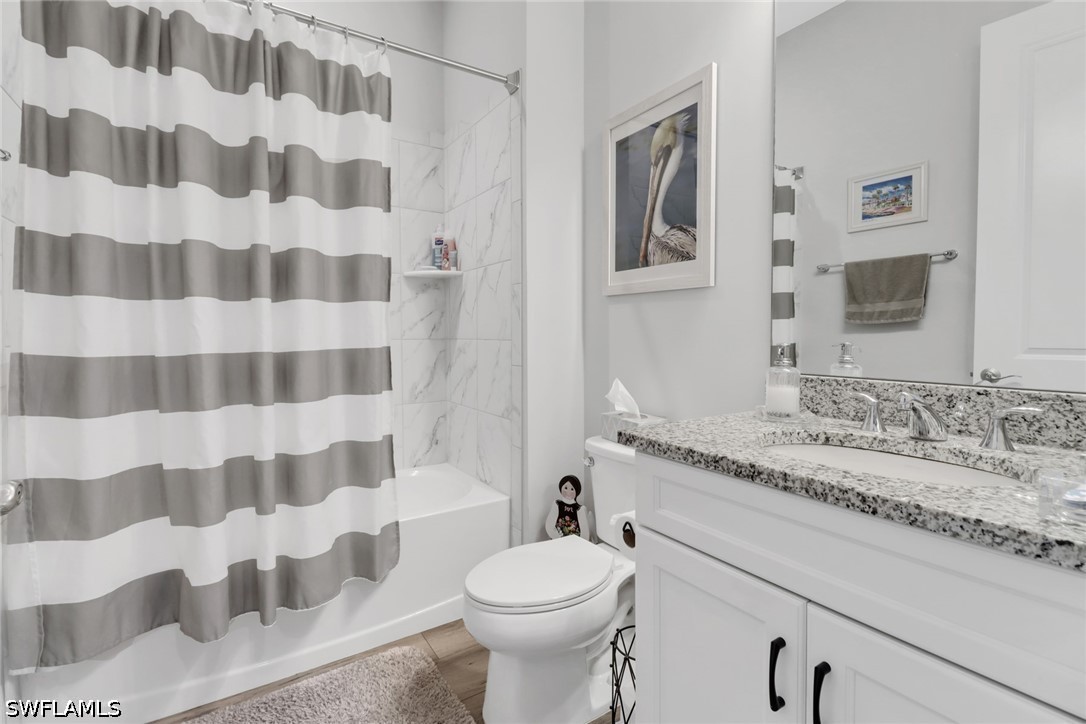 8966 Saint Lucia, Naples, FL 34114