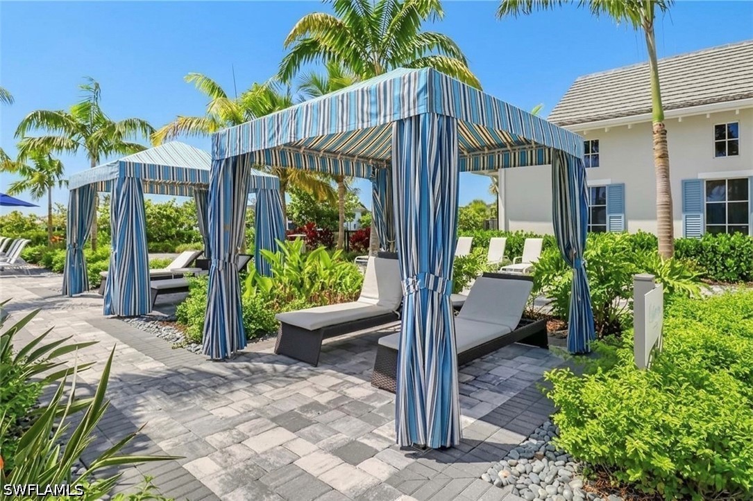 8966 Saint Lucia, Naples, FL 34114