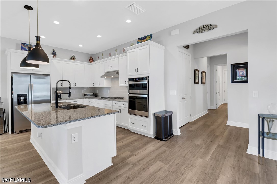 8966 Saint Lucia, Naples, FL 34114