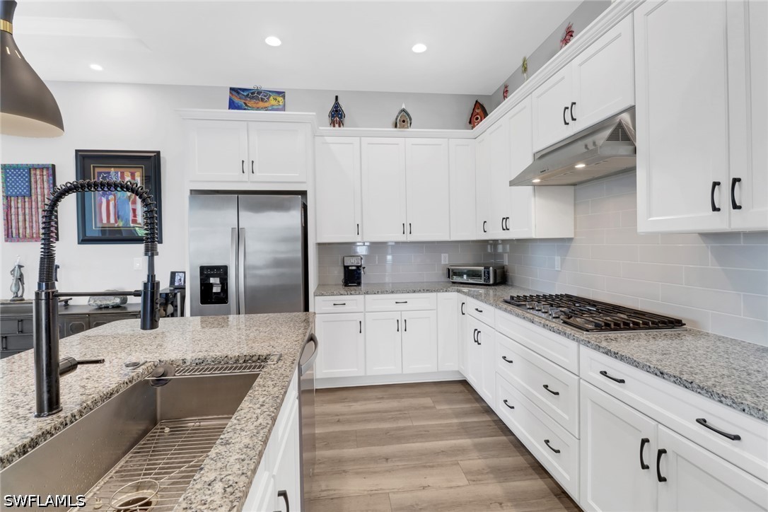 8966 Saint Lucia, Naples, FL 34114