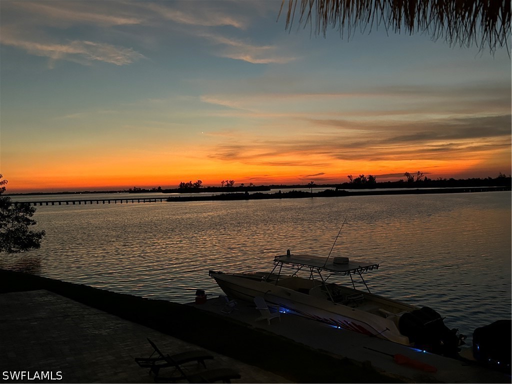 Dock