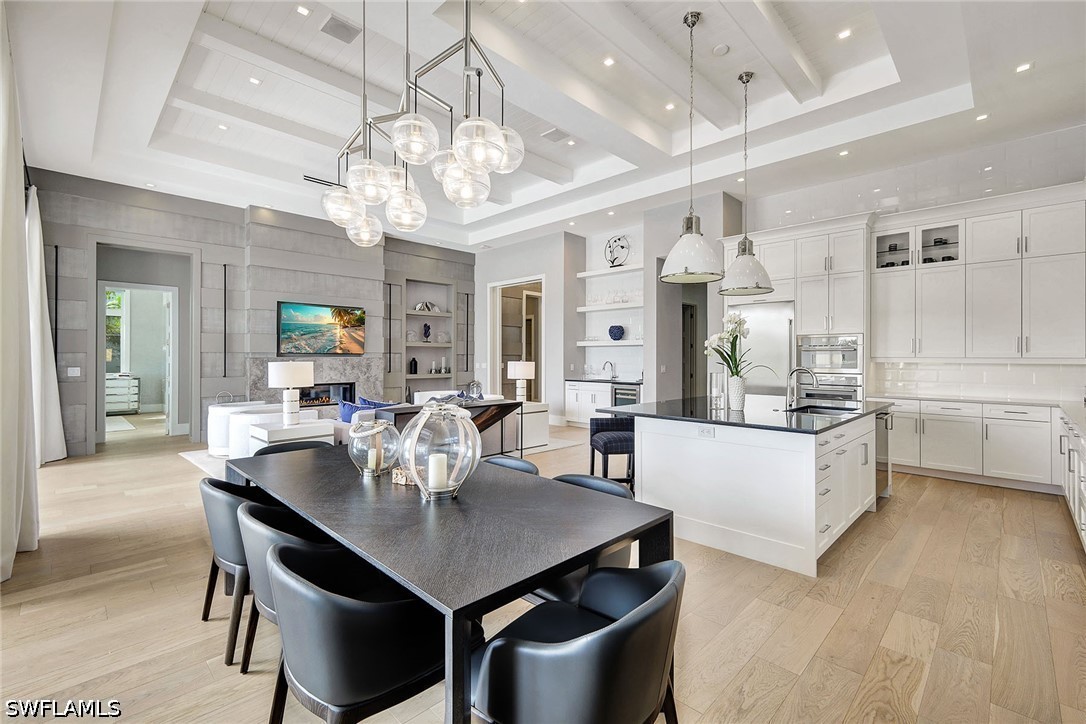 DiningArea
