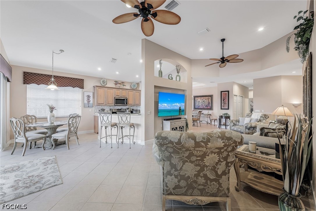 16580 Crownsbury Unit 202, Fort Myers, FL 33908