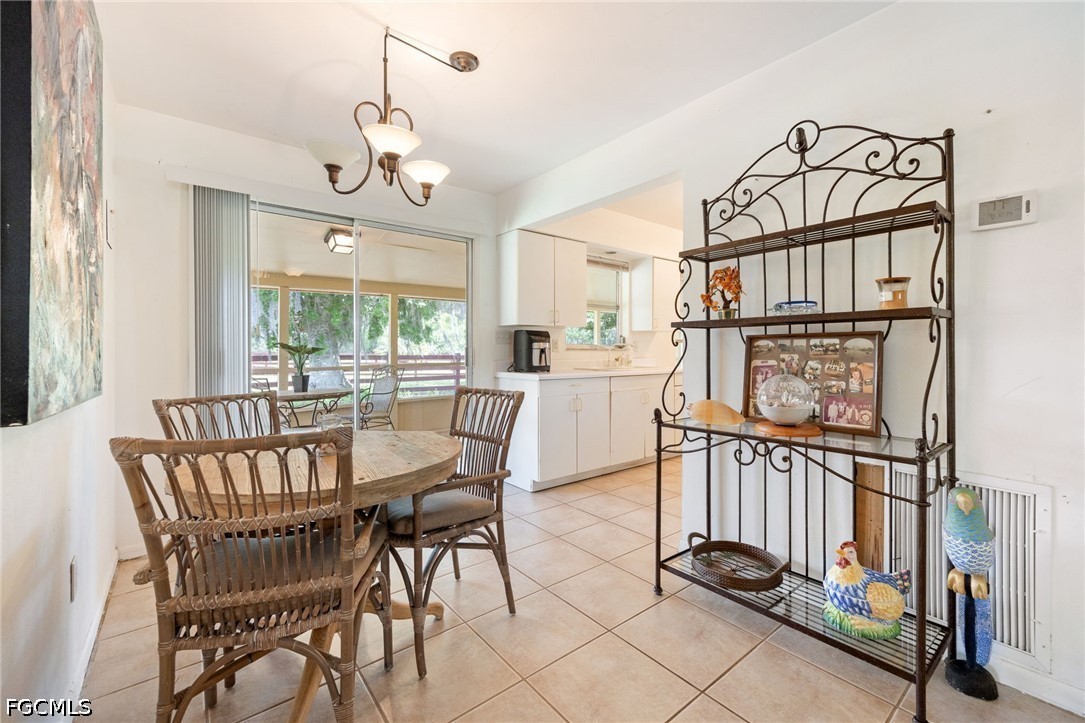 DiningArea