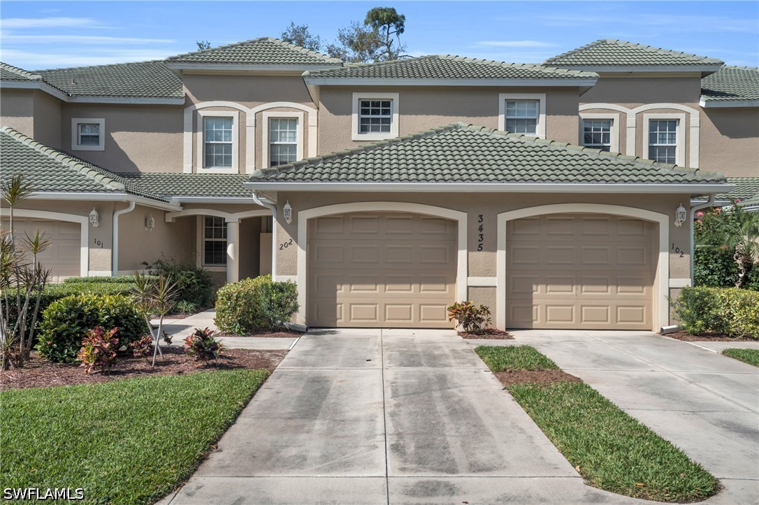3435 Laurel Greens Unit 202, Naples, FL 34119