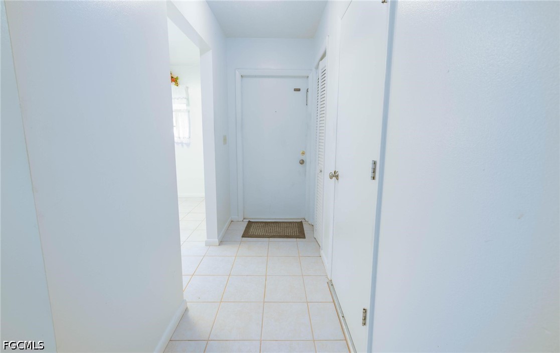 1390 Myerlee Country Club, Fort Myers, FL 33919