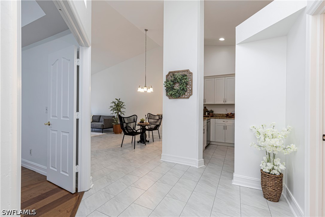 5446 Whitten Unit 19, Naples, FL 34104