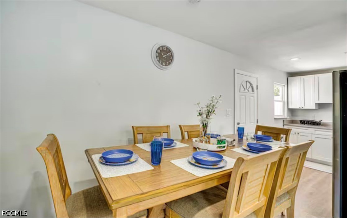 DiningArea