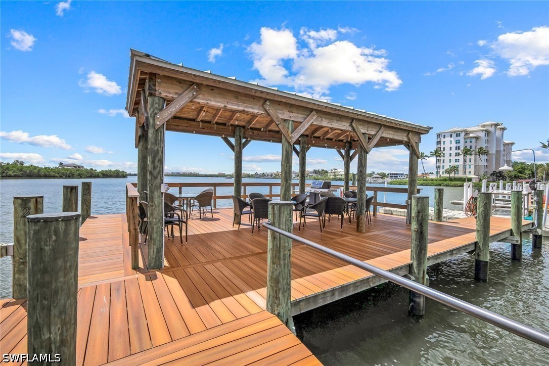 Dock