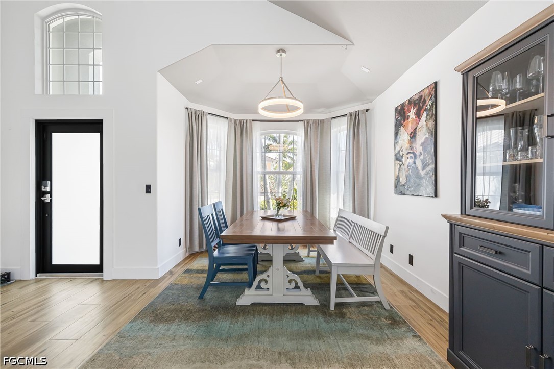 DiningArea