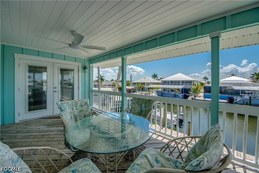 2360 Oleander, St James City, FL 33956