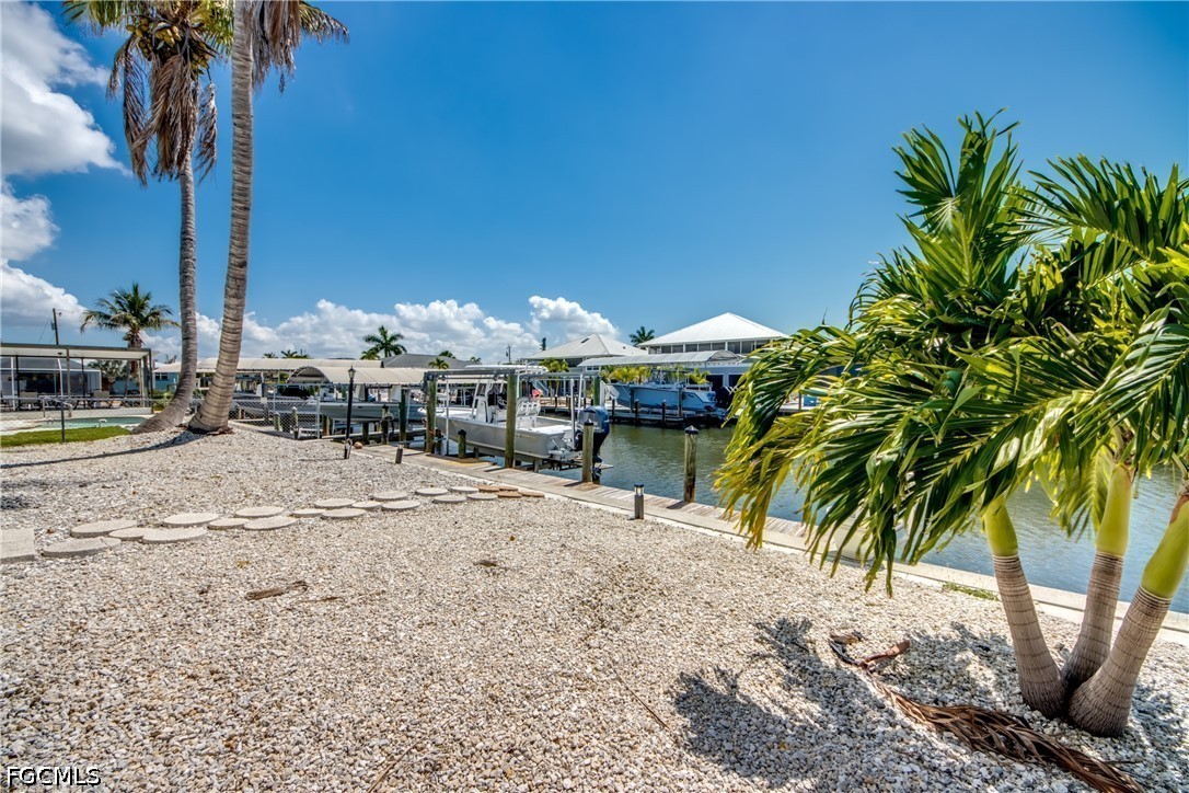 2360 Oleander, St James City, FL 33956