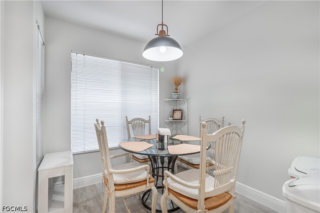 DiningArea