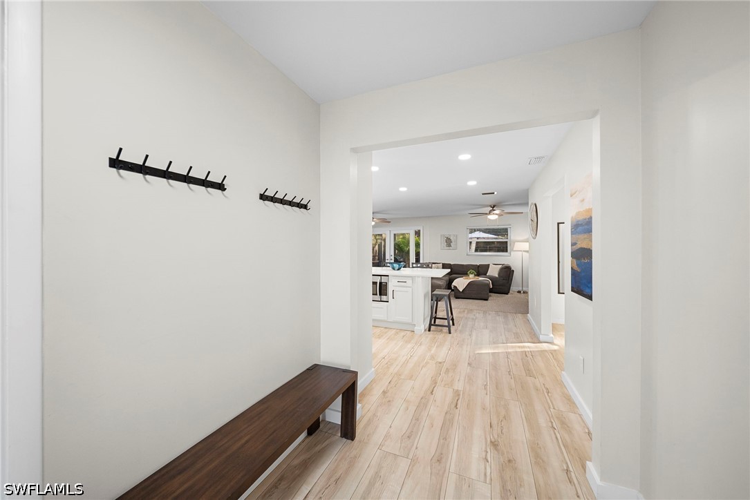 630 99th, Naples, FL 34108