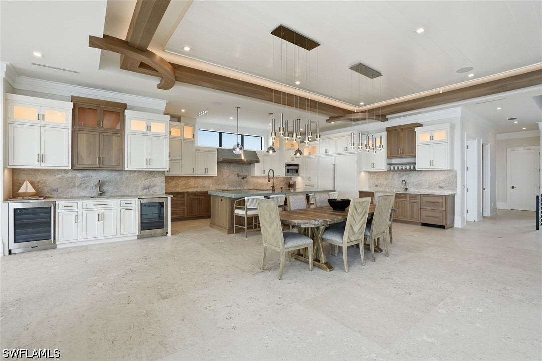 DiningArea