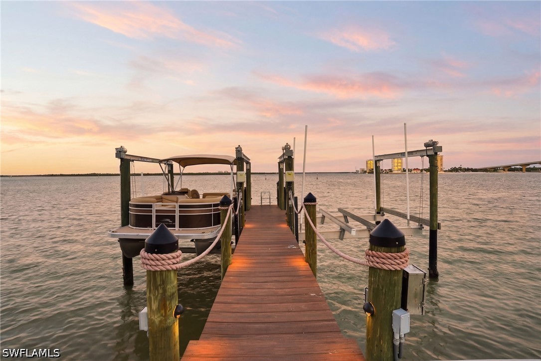 Dock