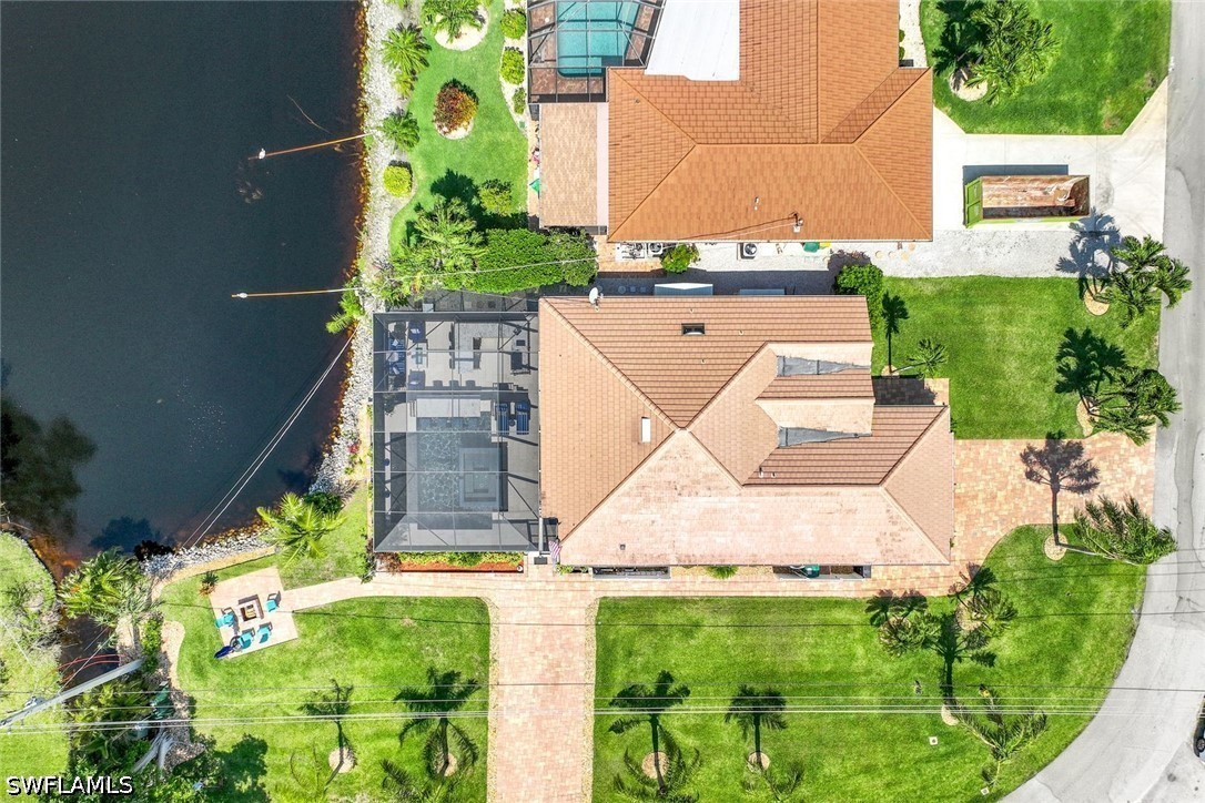 999 East Valley, Bonita Springs, FL 34134