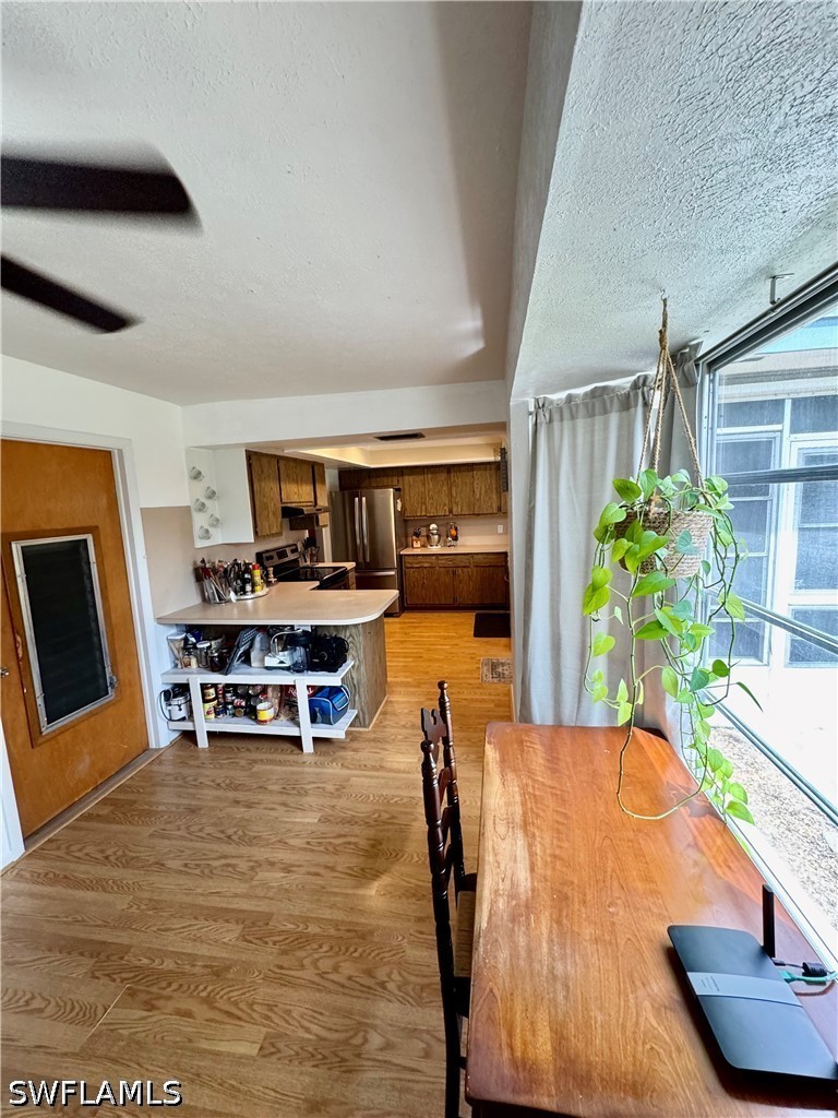 DiningArea