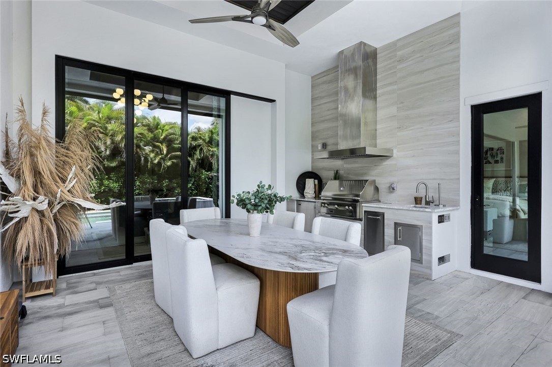DiningArea