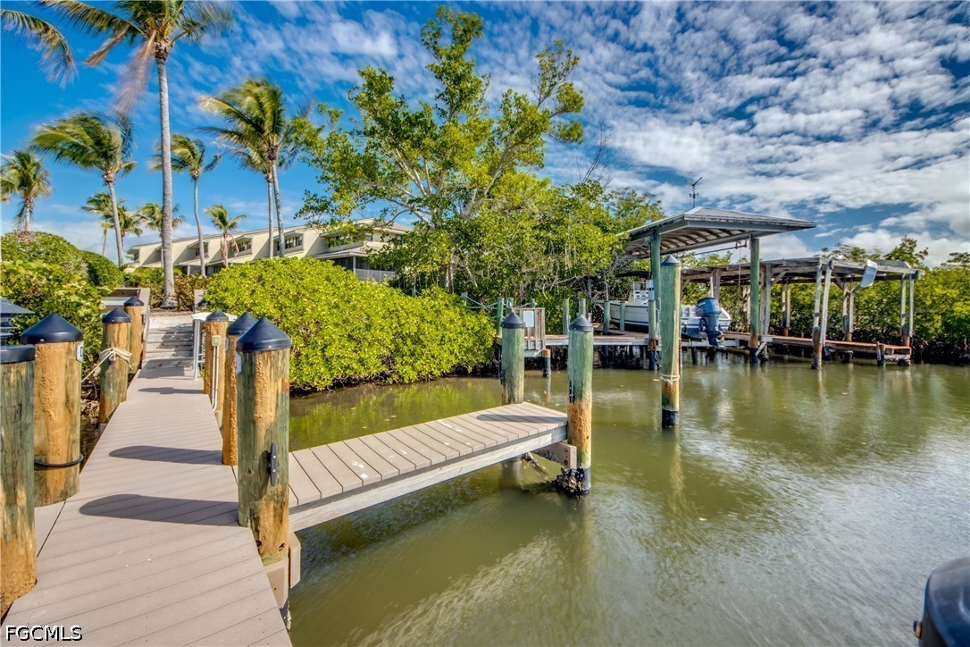 Dock