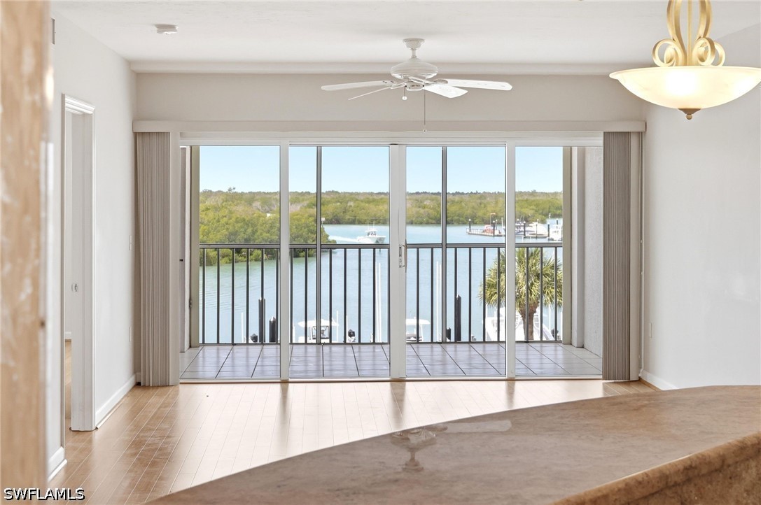 13105 Vanderbilt Unit 407, Naples, FL 34110