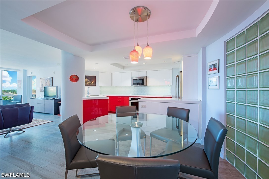 DiningArea