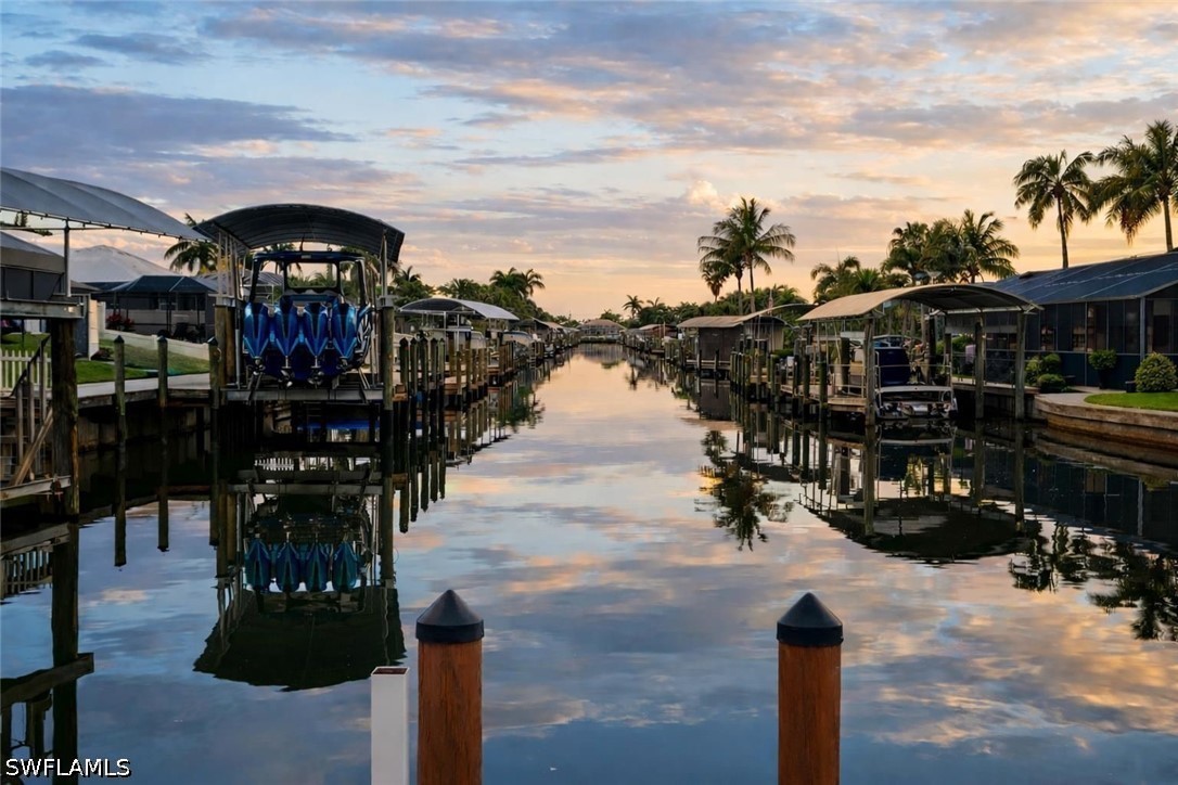 Dock