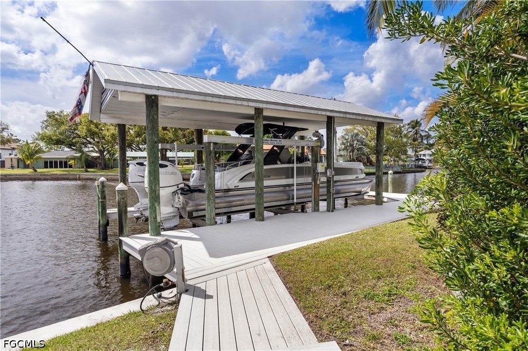 Dock