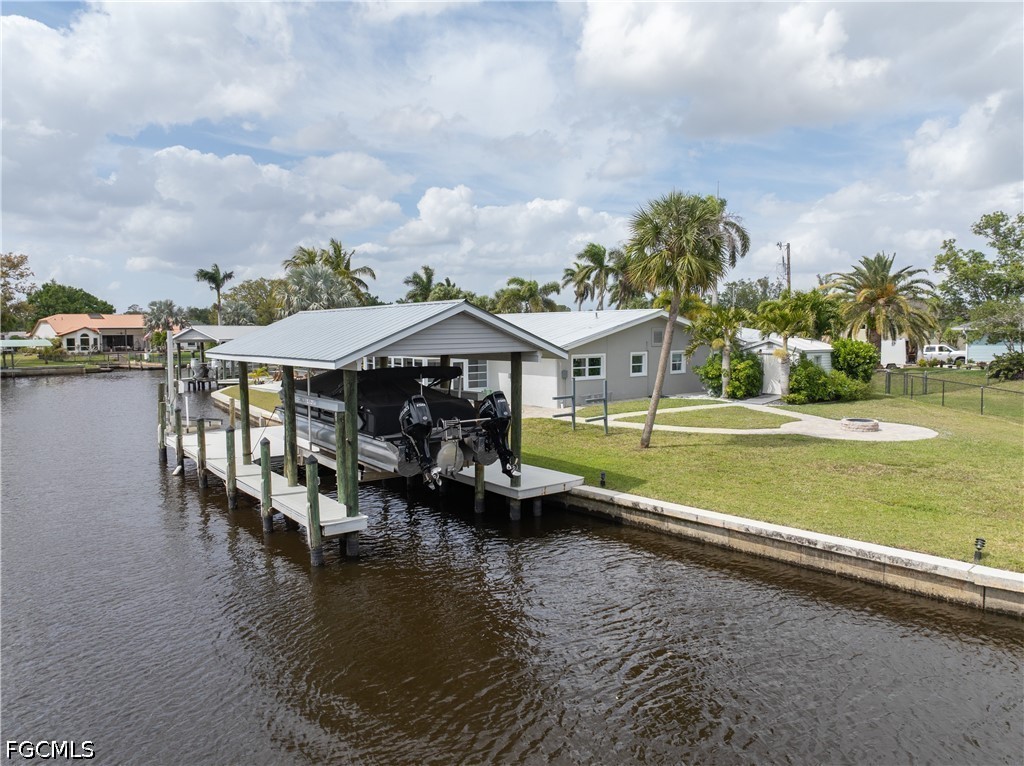 Dock