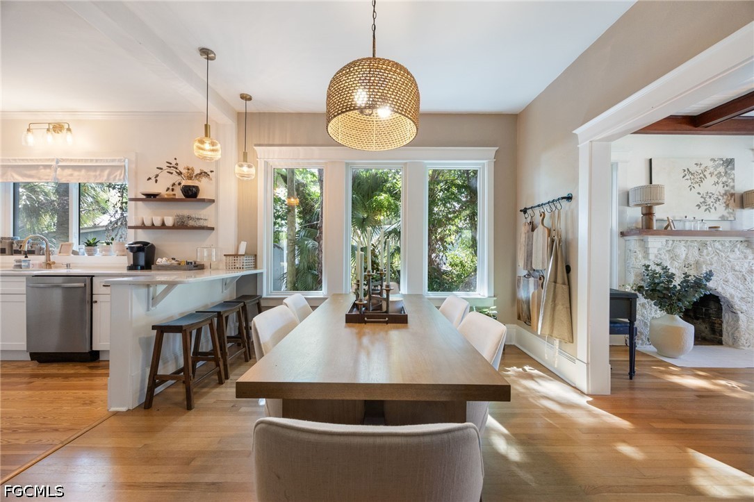 DiningArea
