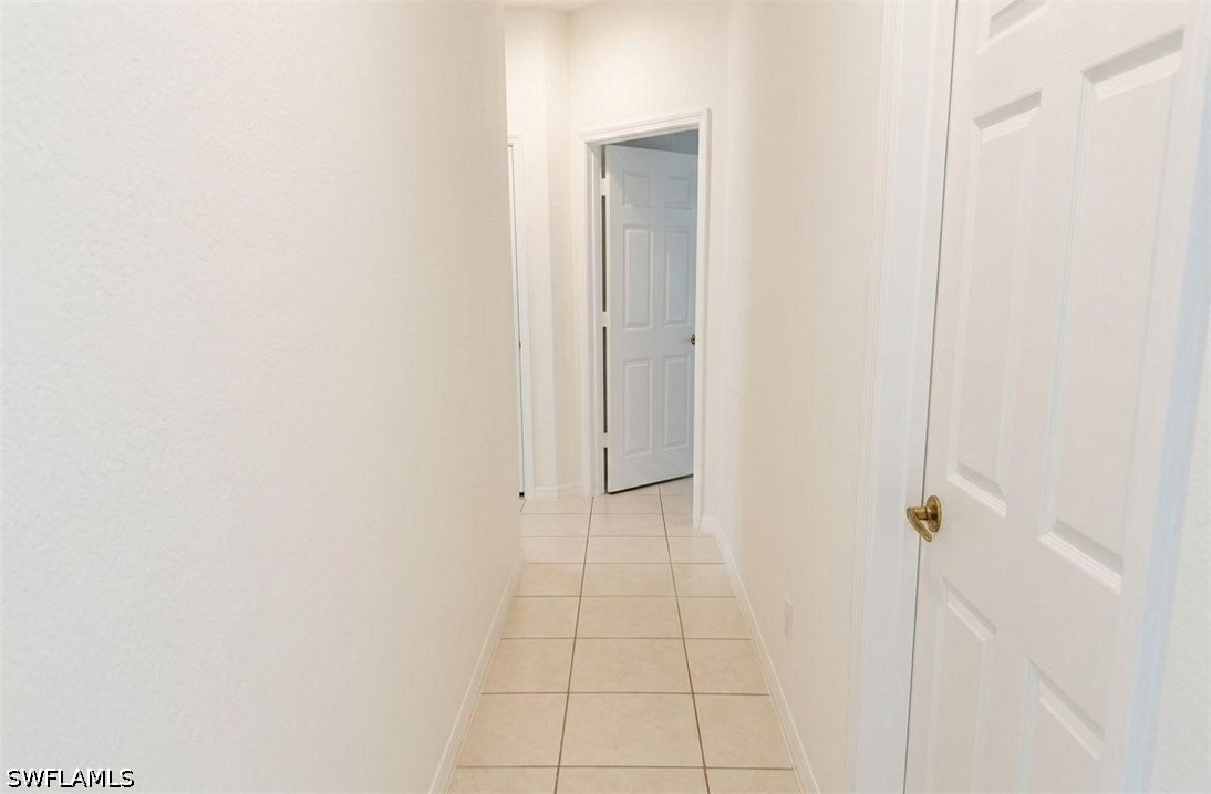 3935 10th, Naples, FL 34120